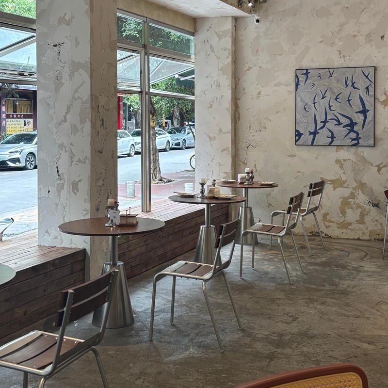 复古工业风咖啡厅桌椅组合网红奶茶店圆桌甜品店餐桌商用餐饮家俱
