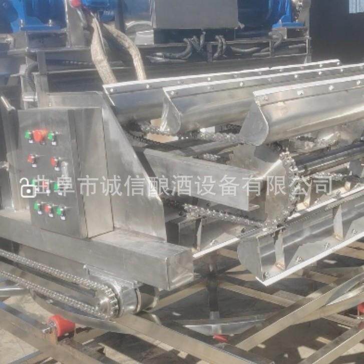 大型不锈钢酱油醋设备 翻赔机，熏赔罐，发酵池，淋醋池，糖化罐