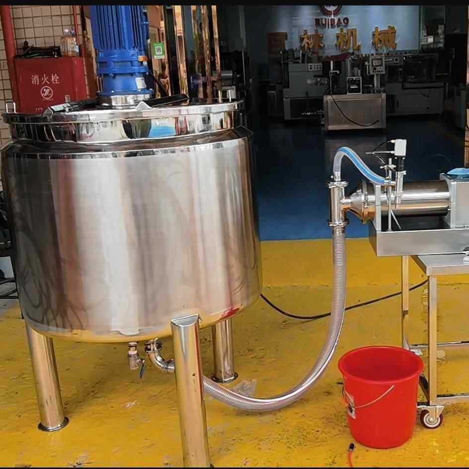 灌装机搅拌机搅拌罐搅拌锅化妆品搅拌锅洗发水搅拌罐储料罐