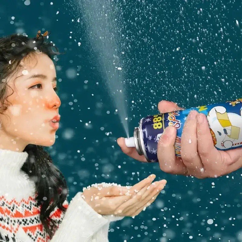 【爆款】飞雪喷雾仿真雪花片喷雾韩剧变装喷雪罐驾车个人用品Q