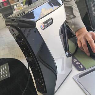 手持式三维扫描仪工业级机黑色3D便携式建模大型汽车人体抄数绘图