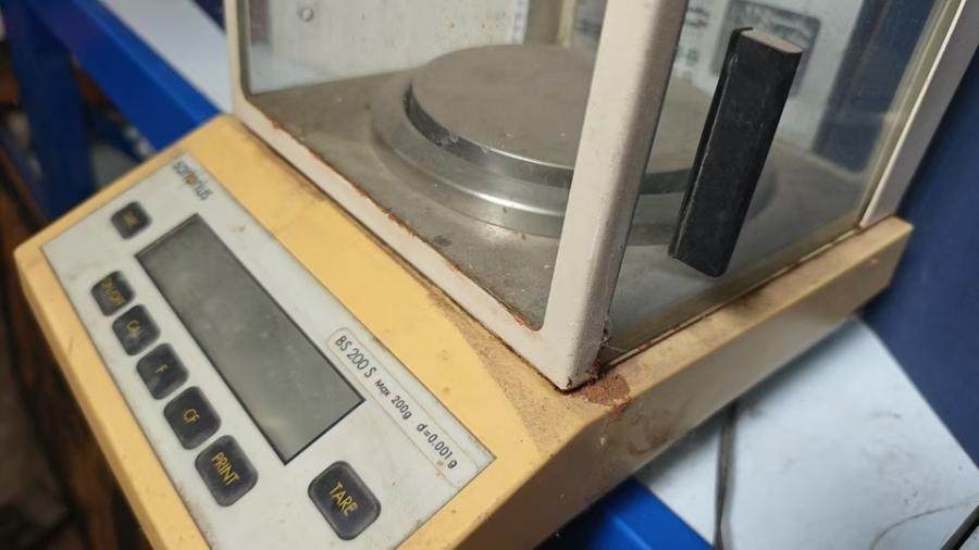 1月6日北京【京械8808】单位淘汰报废处置赛多利斯天平一台网络拍卖公告