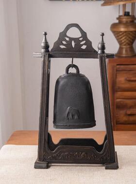 东南亚木雕东西铃铛复古做旧摆件客厅走廊会所前台装饰艺术品