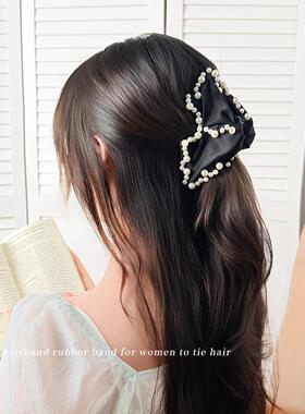 Zhu Zhu beaded triangular hair clip for women, exuding a hig