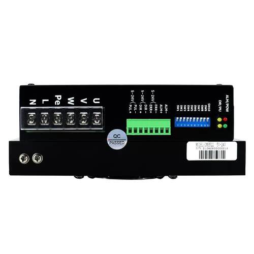 DM3522 数字式86/110三相步进电机驱动器 交流220V 电流8.0A