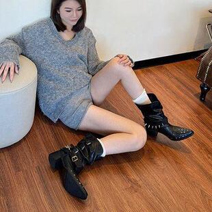2025超火短靴尖头粗跟开春铆钉堆堆靴v口西部牛仔马丁靴女英伦风