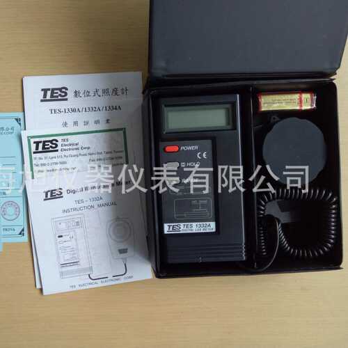 TES-1332A照度计手持式光强度计泰仕TES1332A光强度测试仪