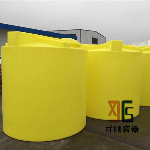 MC-5000L工程白药罐 5吨化工料搅拌桶 黄色化工药箱 pe碱液设备罐