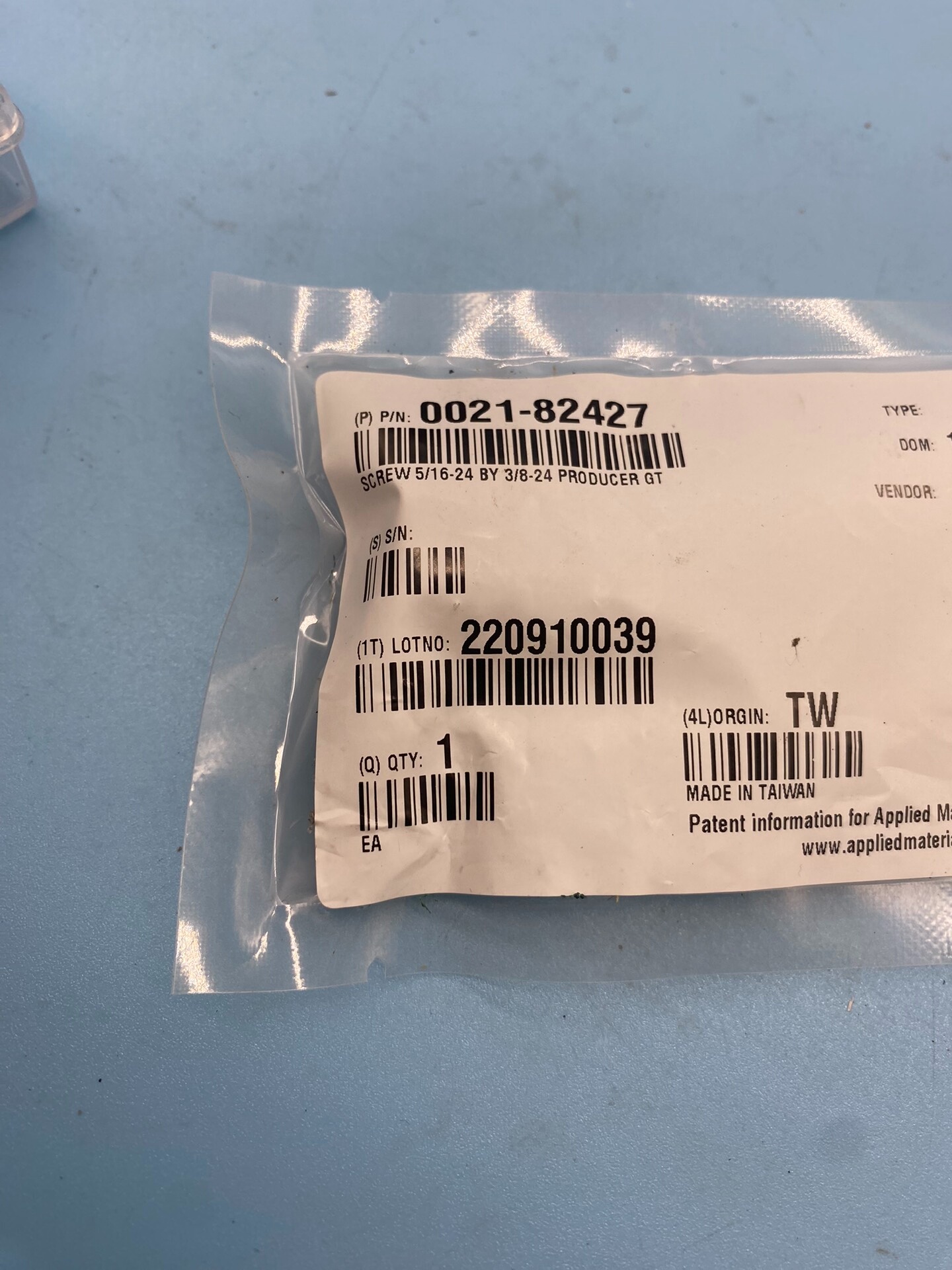 AMAT 0021-82427 screw 5/16-24