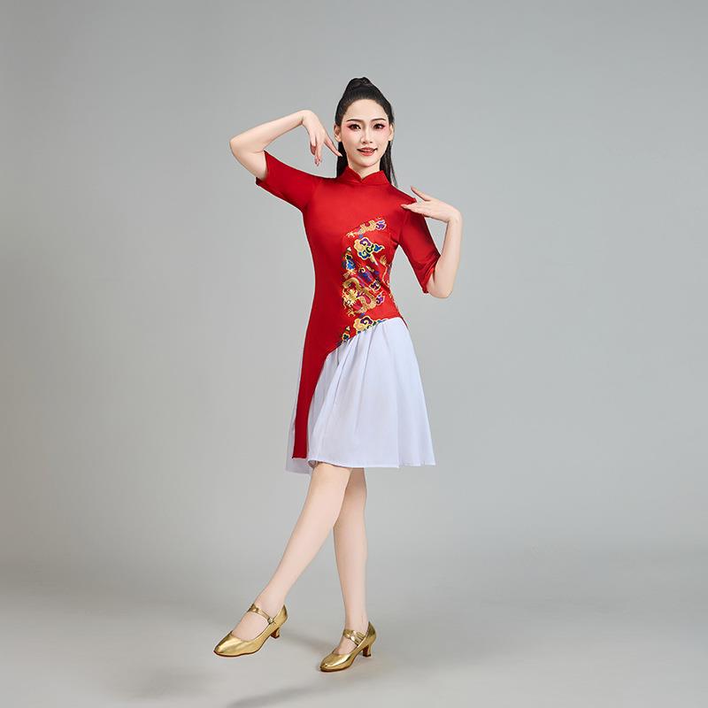 2026新款打鼓演出服装女中国风腰鼓队秧歌舞蹈服成人现代广场舞表