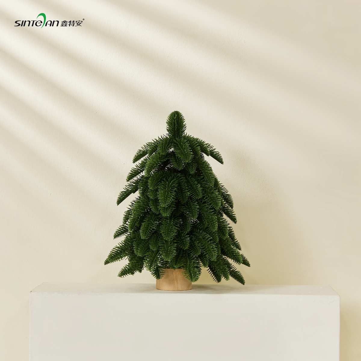 鑫树北小树桌面雾凇特45cm松树誕 安pe纯欧风仿真绒植诺贝聖