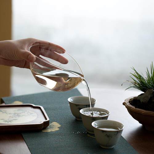 公道杯耐热玻璃匀杯茶具简约分茶器公杯茶海高硼硅加厚扁舟茶海