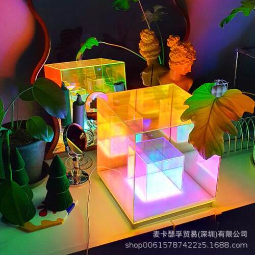 LED炫彩台灯亚克力立方体魔方盒装饰客厅卧室创意氛围灯可调光