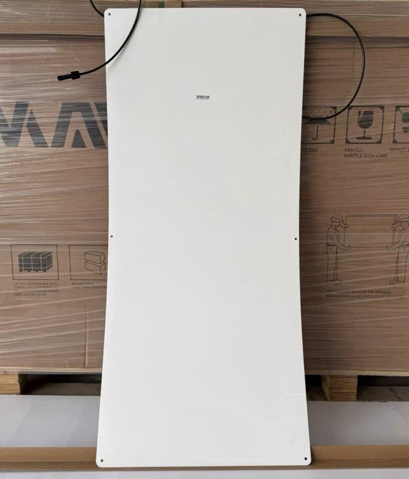 11月17日苏州全新未使用100w柔性太阳能光伏板共30片网络拍卖公告