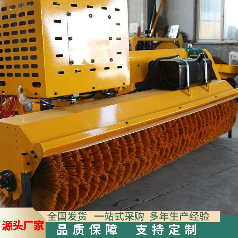 生产环卫车改装除雪机 大规模清雪滚刷作业车 车载式扫雪机