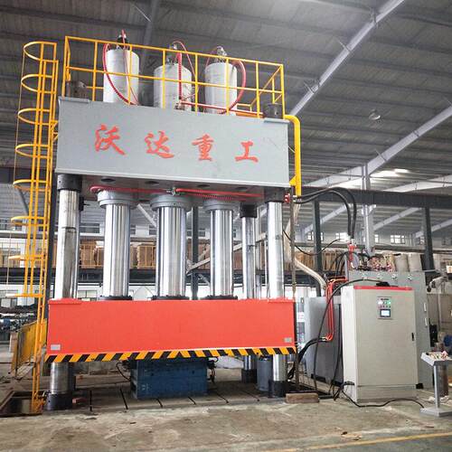 沃达重工2000吨玻璃钢汽车导流罩液压机 重卡导流罩模压油压机