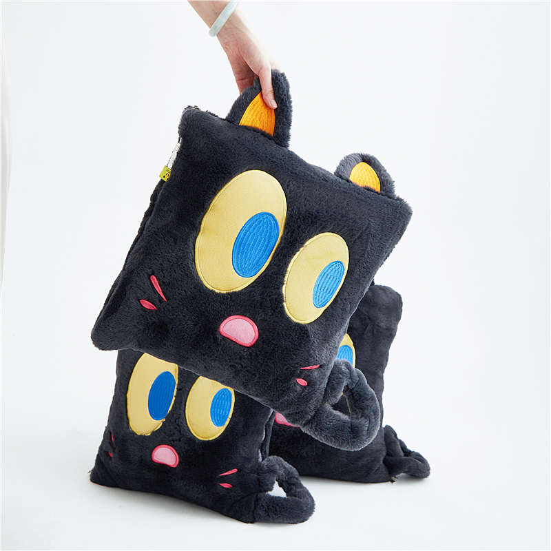 立体兔毛卡通刺绣抱枕被加厚保暖可折叠小被子办公室多功能午睡毯