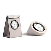 现代轻奢金属艺术皮革闹钟台上钟表摆件样板间售楼处客厅软装 饰品