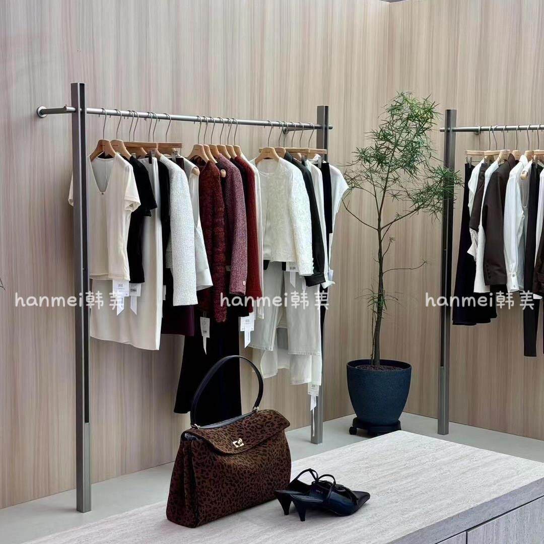 服装店展示架不锈钢上墙架女装店靠墙落地式挂衣架极简风侧挂货架
