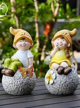 陶瓷小精灵可爱的小女孩卡通小男孩桌面家庭博古站人物装饰工艺品