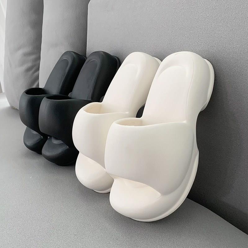 Women's fashion slippers with thick soles踩屎感厚底拖鞋女夏