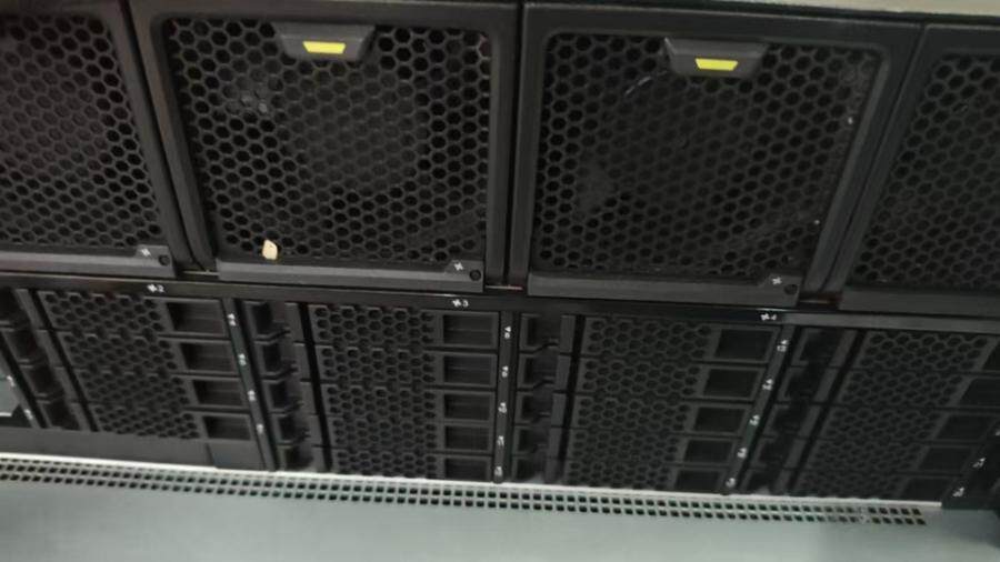 3月29日北京【京械3869】单位淘汰报废处置志强4路服务器含4个cpu和内存涉密资料硬盘已经拆除网络拍卖公告