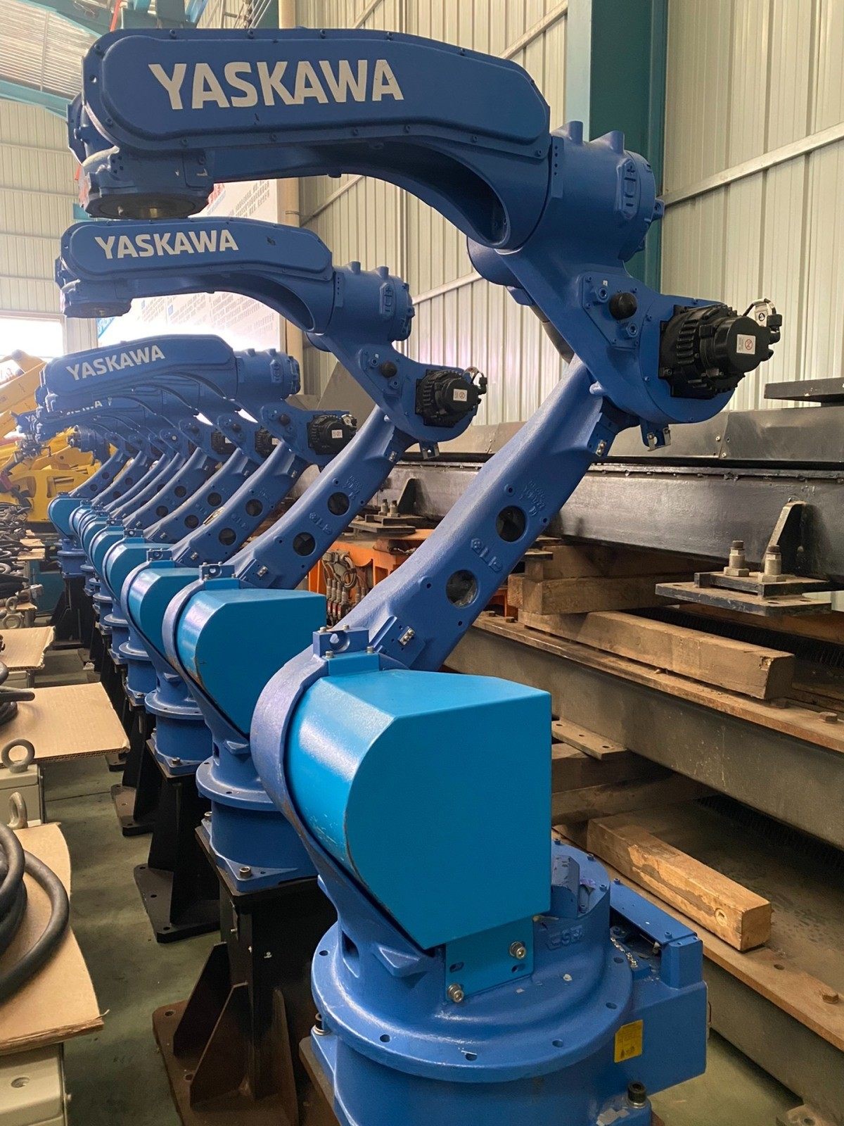 准新安川机器人