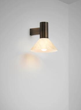 YG粤光西班牙云石全铜客厅背景现代极简轻奢创意锥形卧室床头壁灯