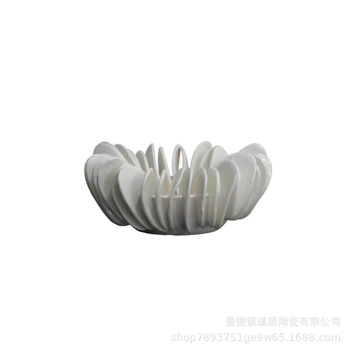 纯手工异形陶瓷艺术摆件手工捏花边、样板间、酒店家居饰品
