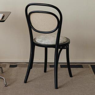 法式餐椅简约实木椅子客厅家用轻奢高级黑色餐桌椅复古藤编靠背椅