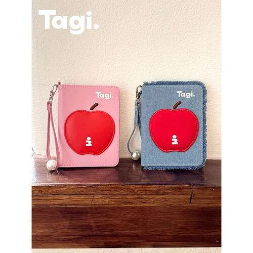 Tagi.《苹苹安安》珍珠牛仔护照夹收纳包证件卡包卡片撞色随身