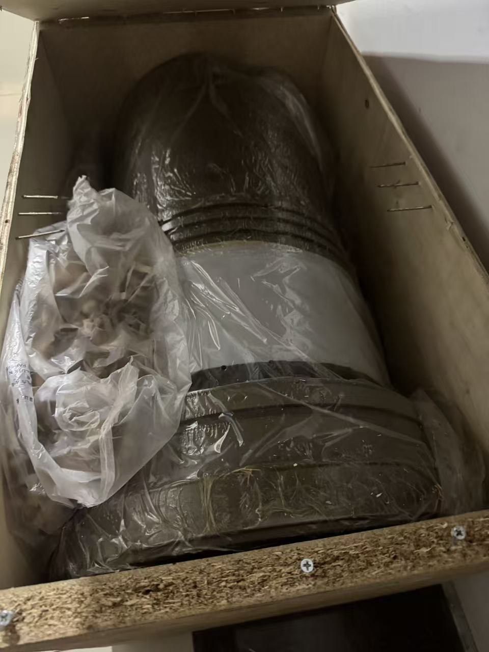 大发 DAIHATSU DE-28缸套，全新日本货。需要的联