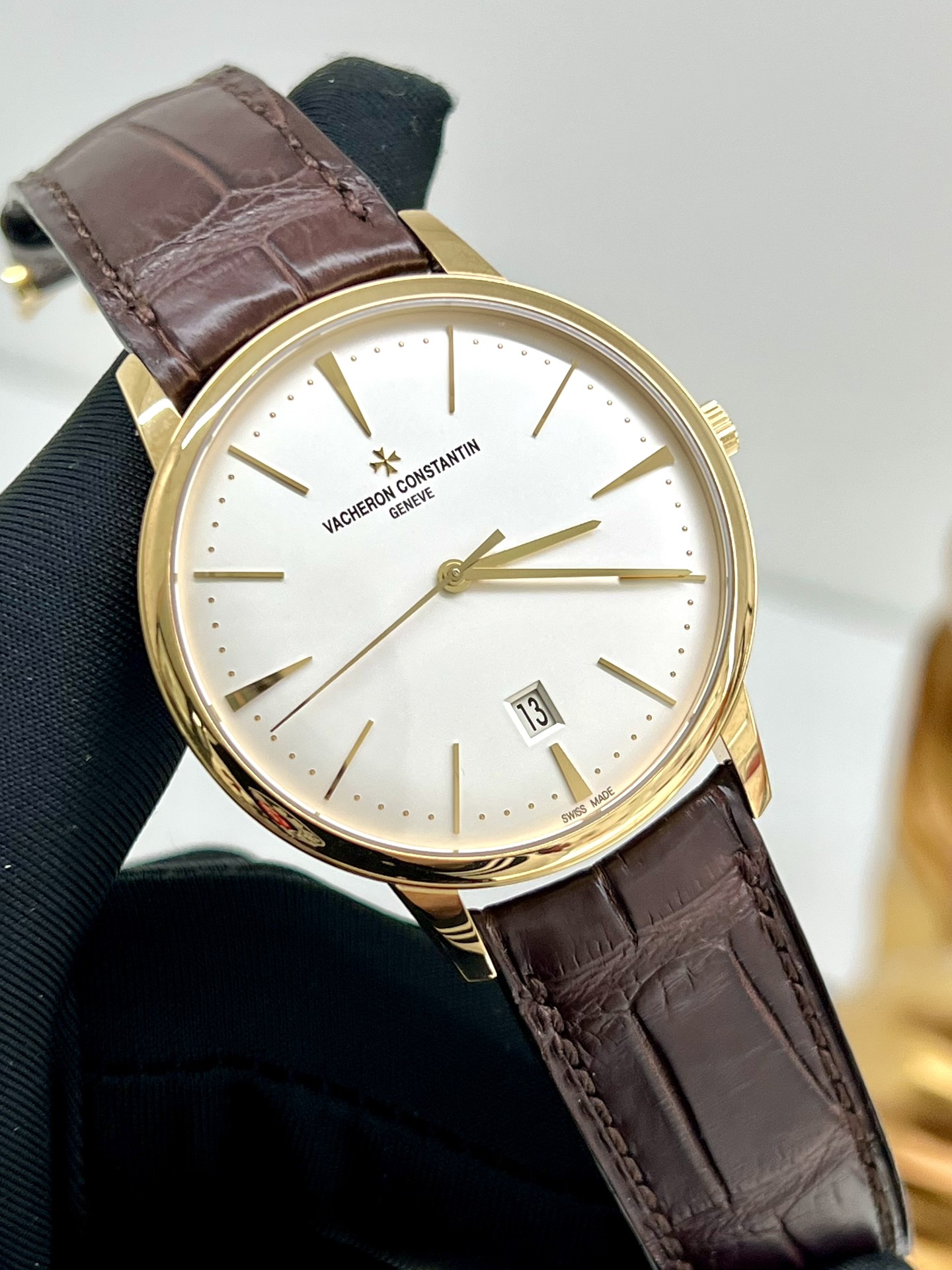 公价22万[9.8新]江诗丹顿传承系列手表黄金自动机械男款腕表85180