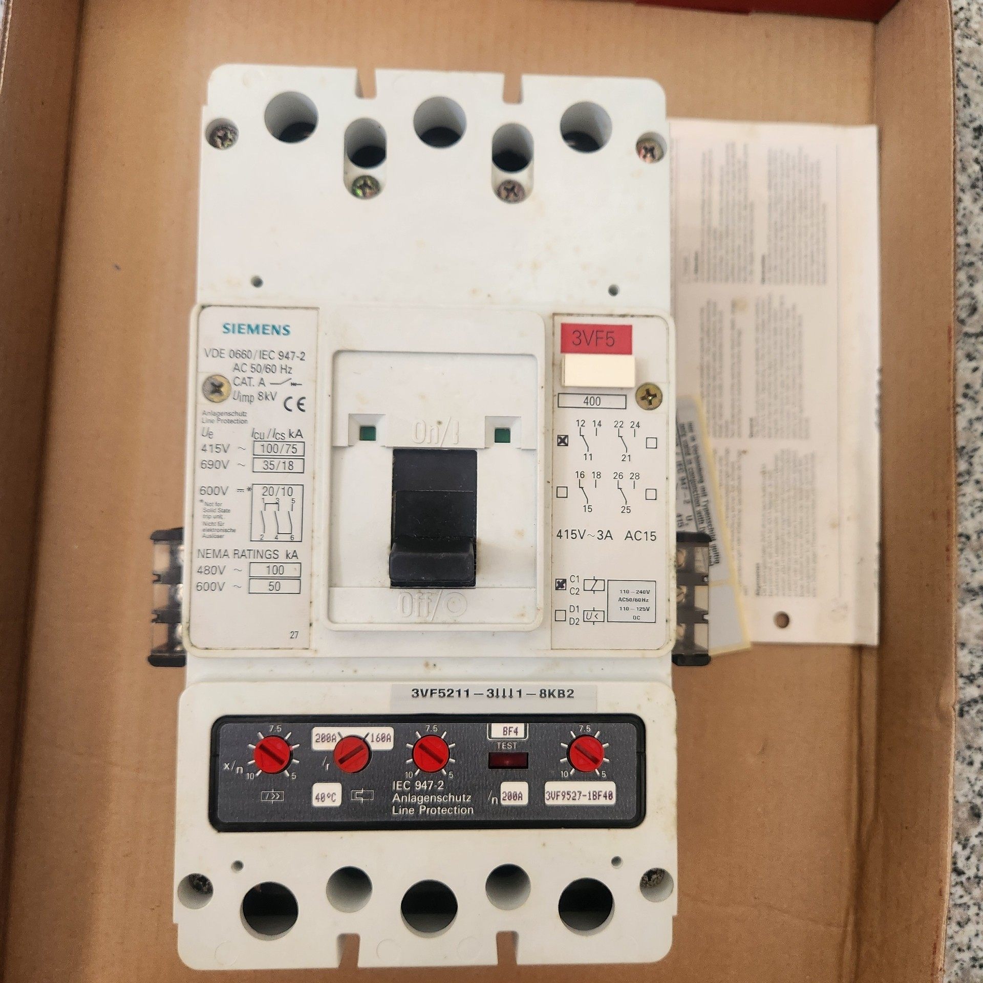 西门子断路器3VF5211-31111-8KB2，200A，