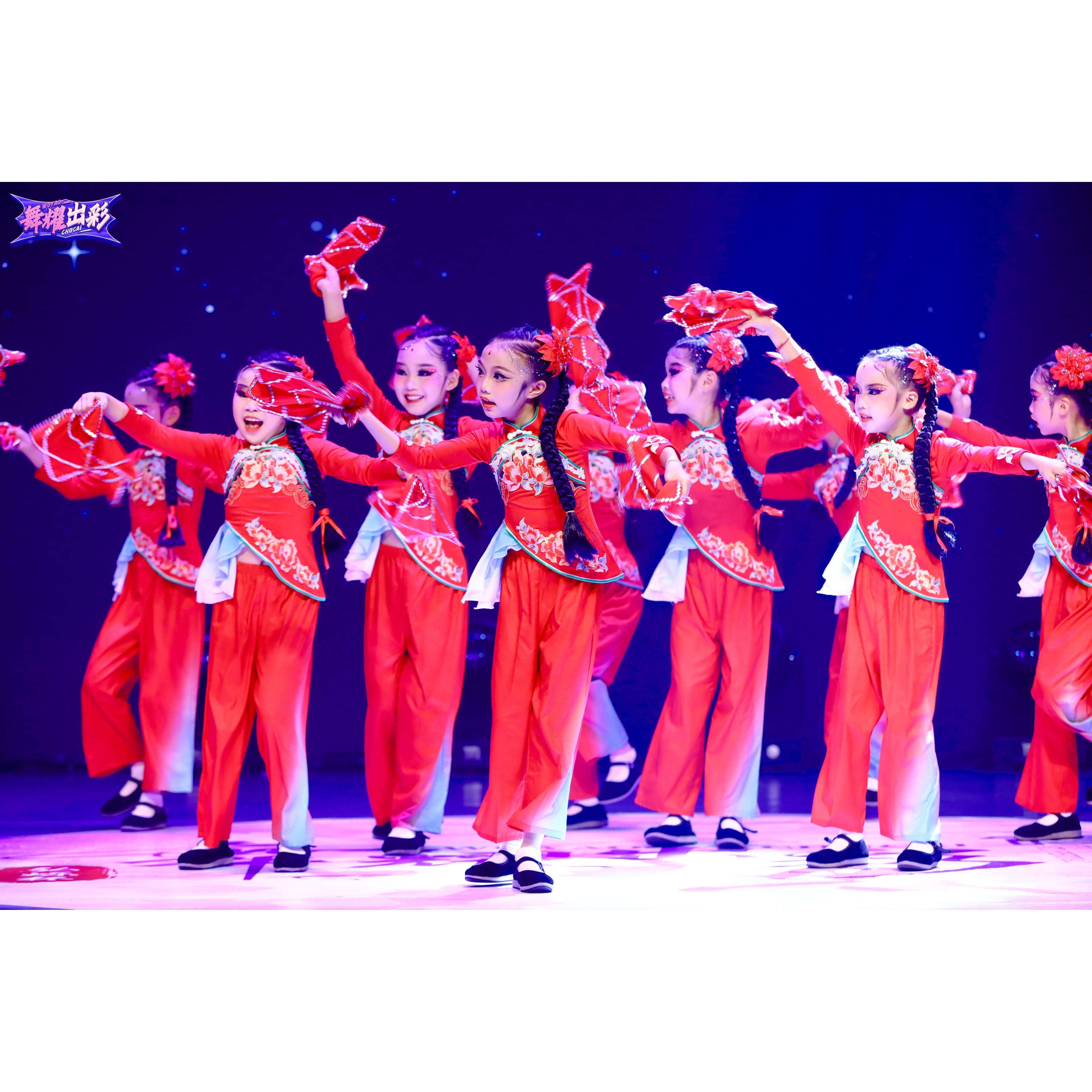 新款儿童红色秧歌演出服东北喜庆腰鼓服中国风扇子舞蹈表演服套装