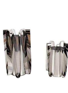 现代简约欧式银色金属裙边花器花瓶摆件样板房售楼处软装饰品