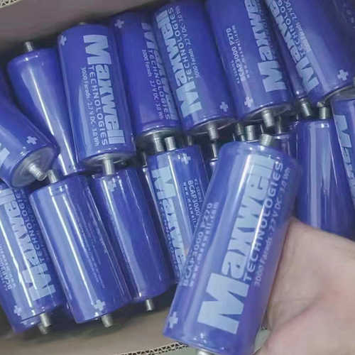 厂家直销超级法拉汽车电容器2.7V3000F 体积60*138mm 3000F/2.7V