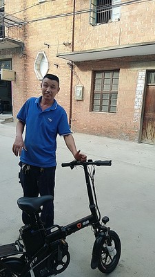 使用比较雅迪电动车f3和v3哪个好,入手雅迪电动车f3和v3区别是