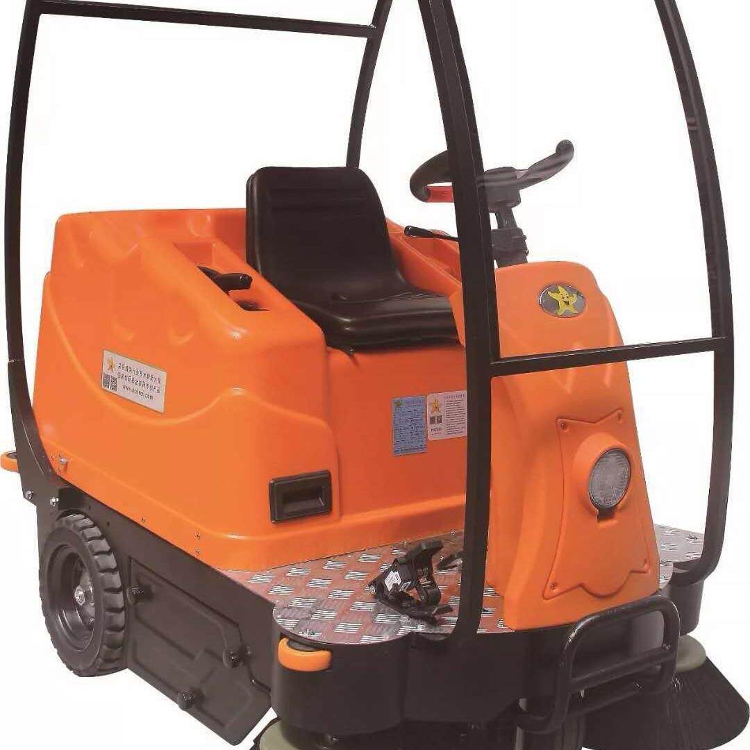 奥科奇OS-V3室内室外大型驾驶式清扫车吸扫一体全自动电动扫地机