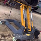 变速箱托架托盘升降器千斤顶变速箱液压低位运送器大车发动机托盘