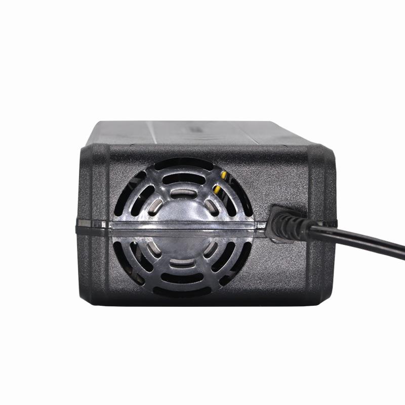 厂家108v20ah充电器铅酸蓄大功率三轮车四轮车电池充电器现货直销