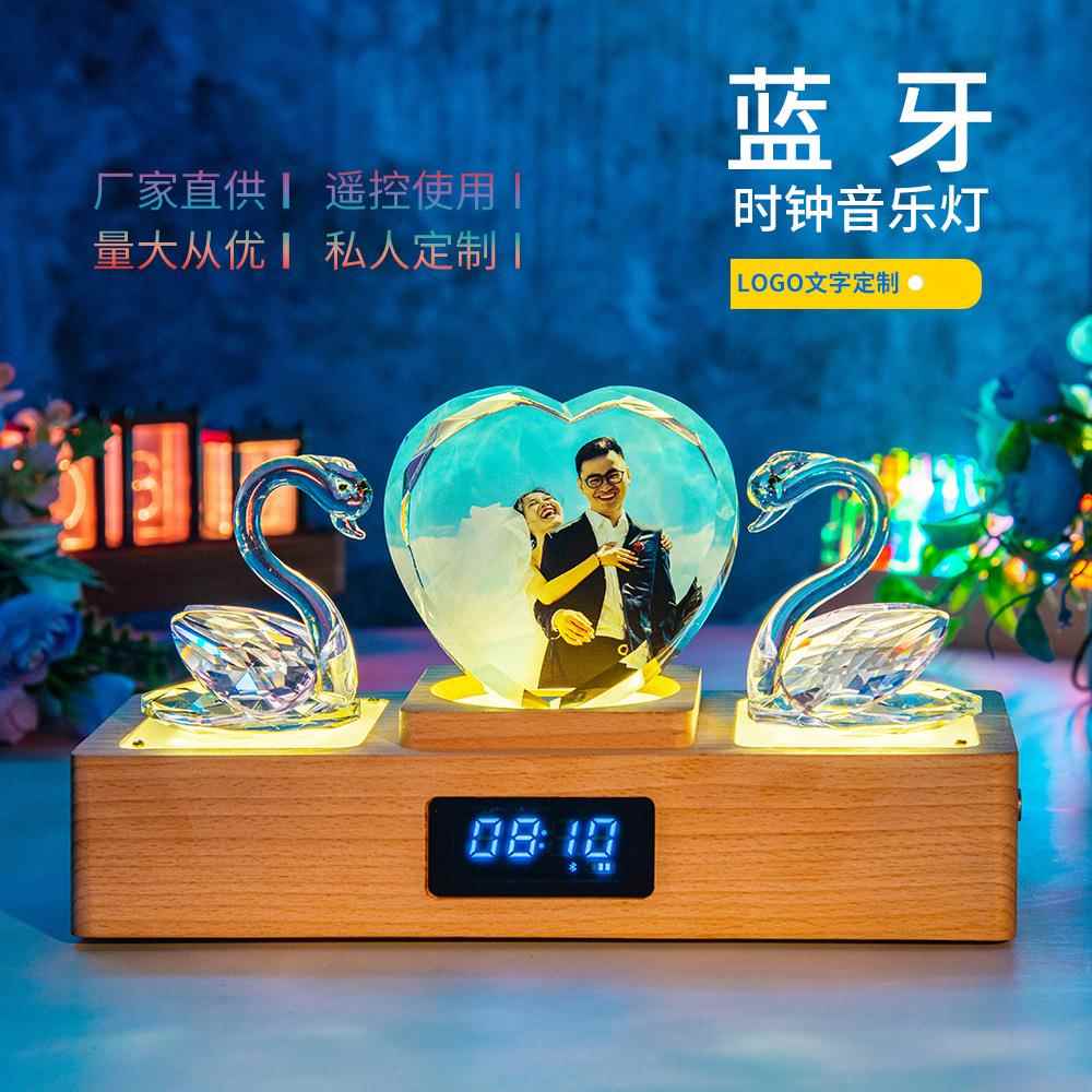 创意发光旋转水晶音乐盒复古摆件照片闺蜜女朋友生日礼物新年