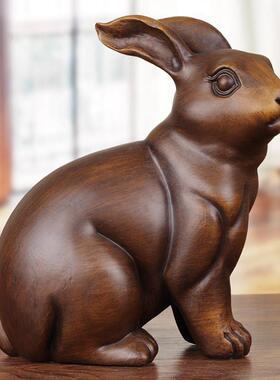 采购产品实木雕刻兔子饰品，吸引财富，创意家居客厅，可爱的木制