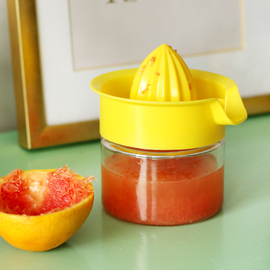 日式玻璃手动榨汁器小型塑料水果，压汁机神器挤压柠檬橙子简易工具