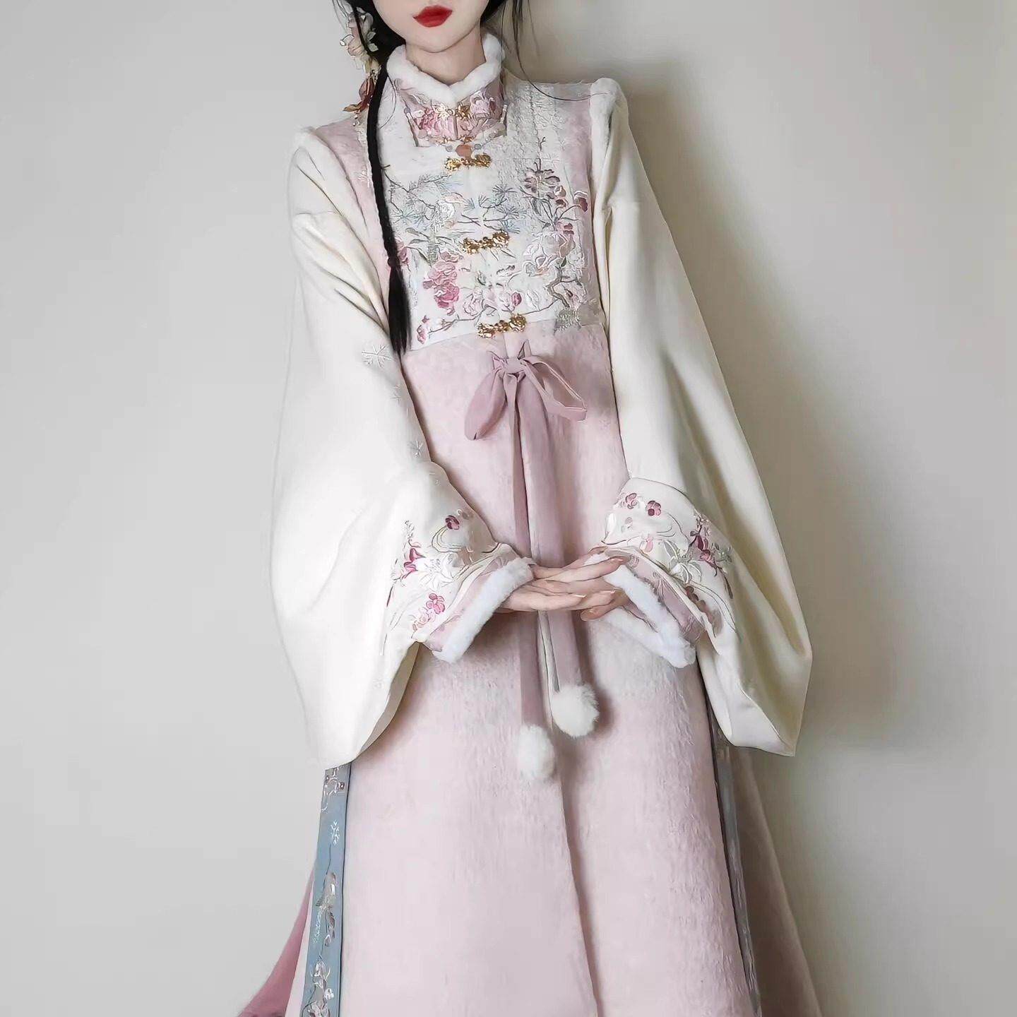 汉服女大婉套装立领琵琶袖对襟袄长比甲马面裙中式古风日常通勤冬