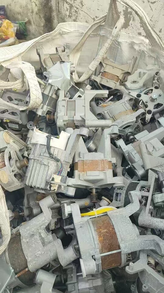 3月6日岳阳处置纯铝壳电机约6吨，打包处理成交价为总价可以代过磅发物流包无掺假网络拍卖公告