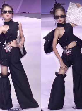 高档黑色裤子时尚服演装儿k童特模特t台摩托车服装舞台P赛车模表