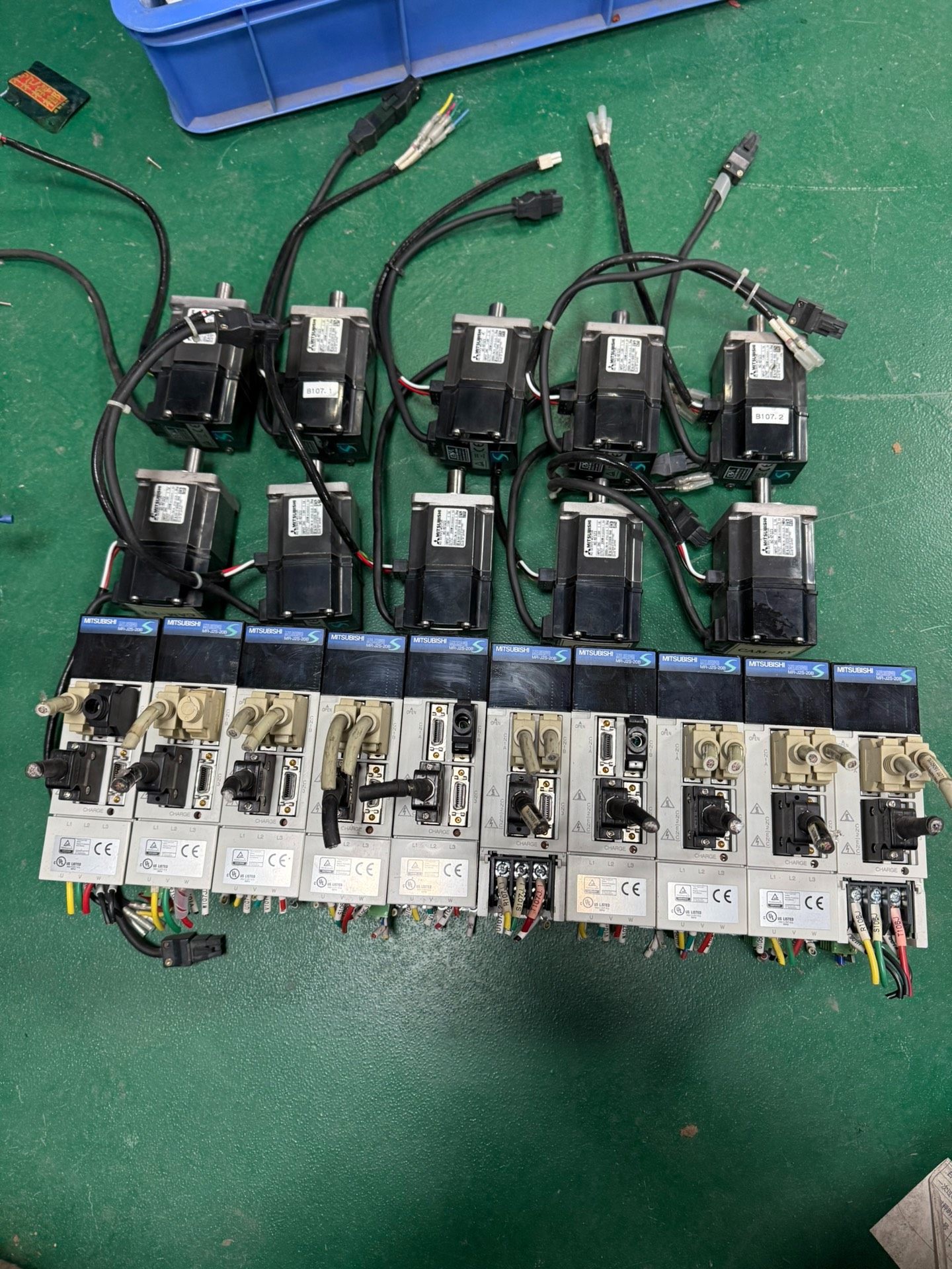 三菱伺服套装200w