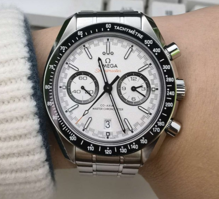 盒证98新熊猫盘 欧米茄超霸自动机械男表正品329.30.44.51.04.001