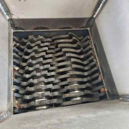 厂家直销生活垃圾撕碎机小型双轴撕碎机彩钢瓦撕碎机钢丝撕碎机